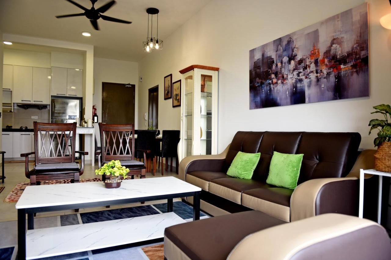 Mines Astetica Lake View Condo Seri Kembangan V1 Eksteriør billede