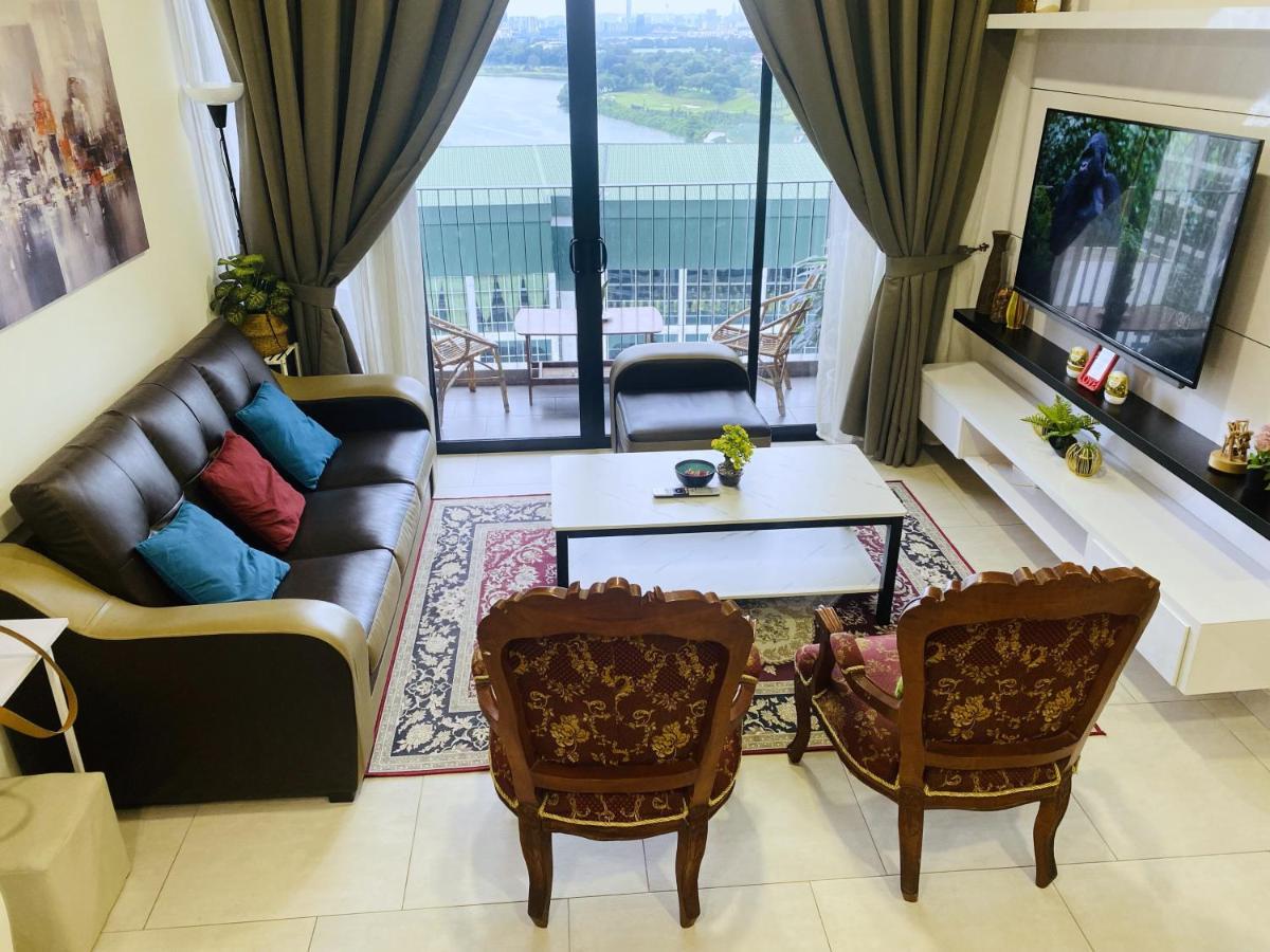Mines Astetica Lake View Condo Seri Kembangan V1 Eksteriør billede