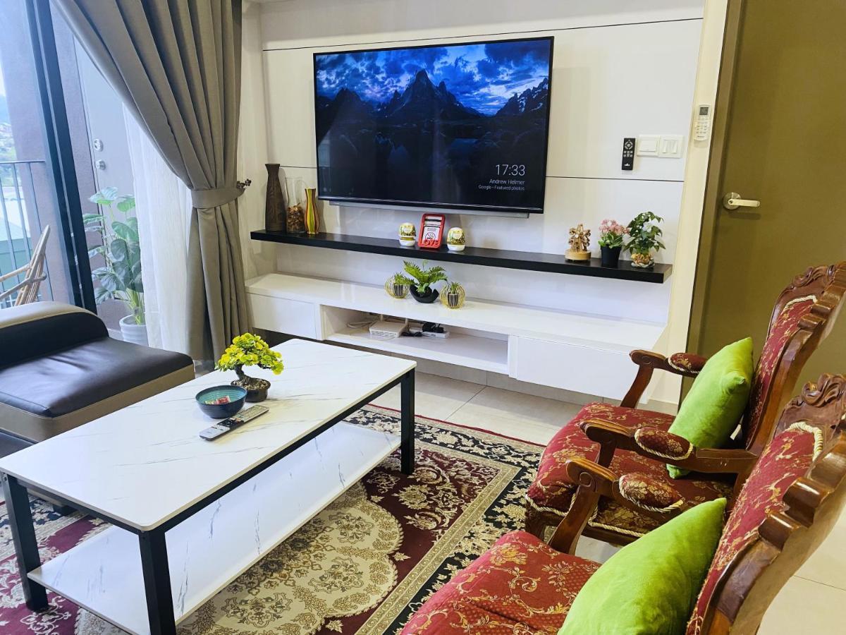 Mines Astetica Lake View Condo Seri Kembangan V1 Eksteriør billede